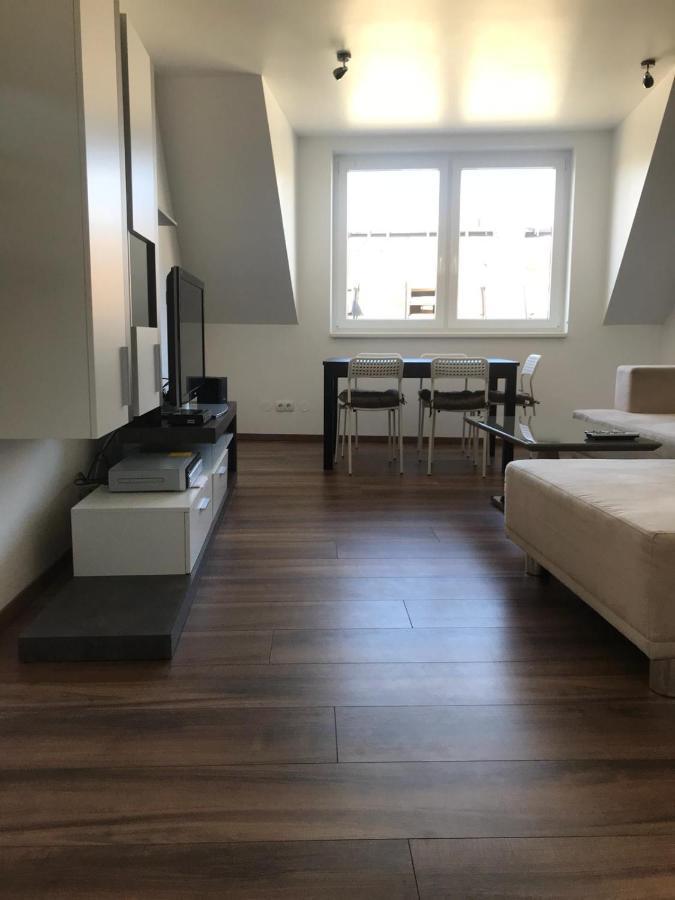 Sunny Vienna By Jr City Apartments Chambre photo